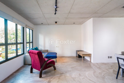 Image 7 - 1032837