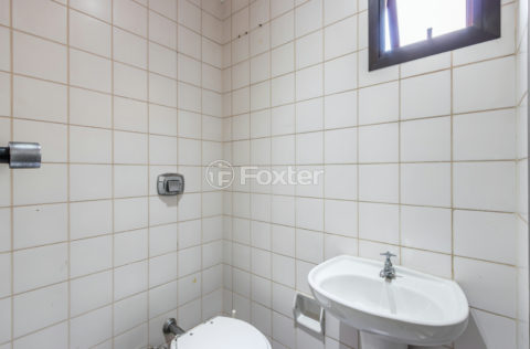 Image 21 - 1032838