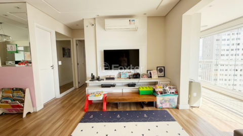 Image 4 - 1032841