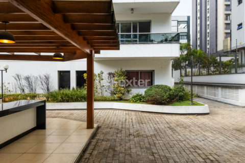 Image 83 - 1032846