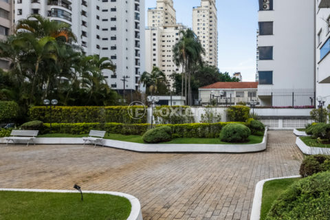 Image 80 - 1032846