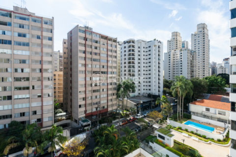 Image 8 - 1032846