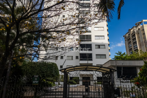 Image 87 - 1032846
