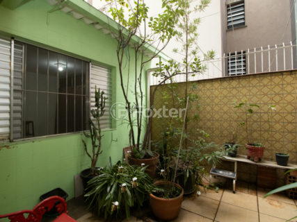 Image 11 - 1032850