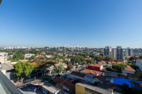 Image 23 - 1032875