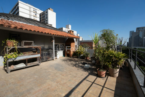 Image 33 - 1032876