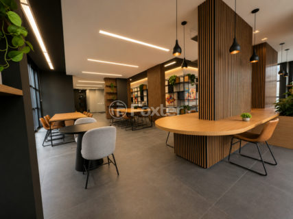 Image 33 - 1032877