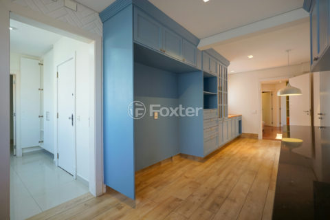 Image 21 - 1032879