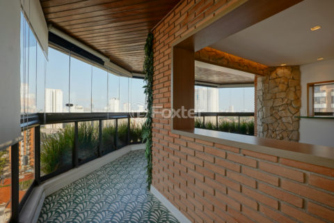 Image 6 - 1032879