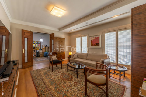 Image 42 - 1032884