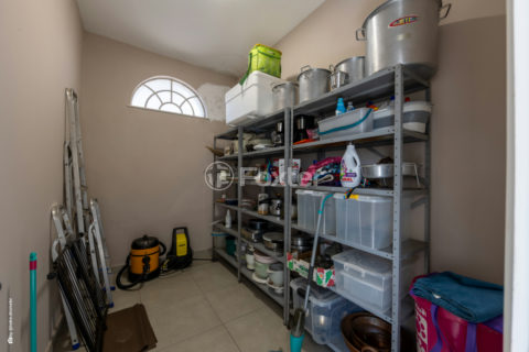 Image 35 - 1032884
