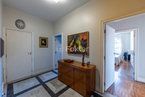 Image 38 - 1032884