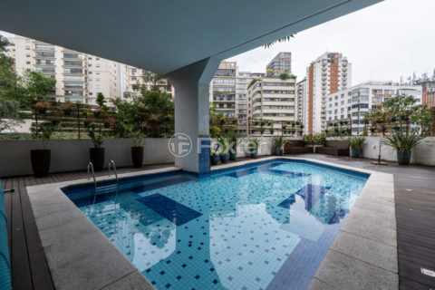 Image 32 - 1032890