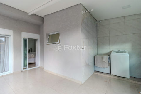 Image 23 - 1032897