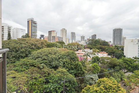 Image 40 - 1032900