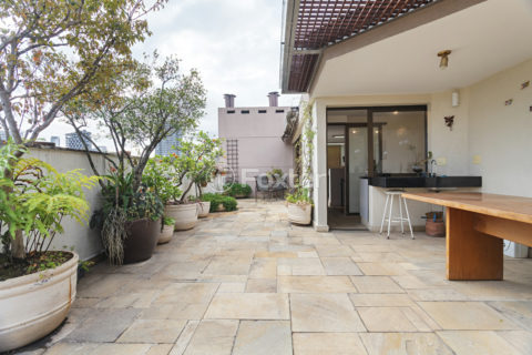 Image 7 - 1032900
