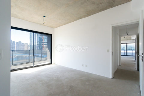 Image 26 - 1032916