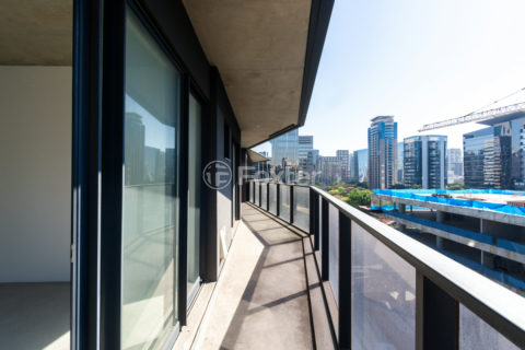 Image 15 - 1032916