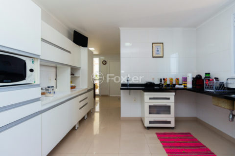 Image 4 - 1032921
