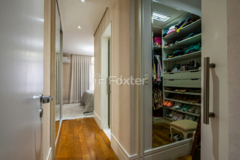 Image 32 - 1032924