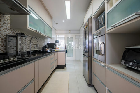 Image 24 - 1032924