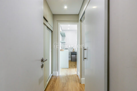 Image 28 - 1032930