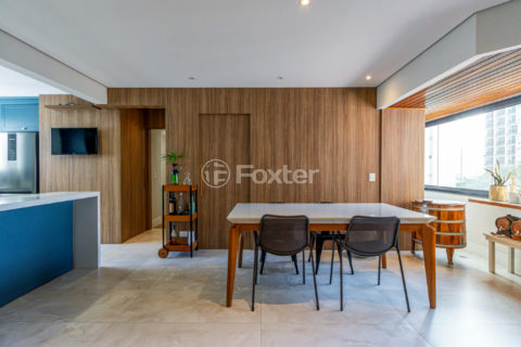 Image 20 - 1032930