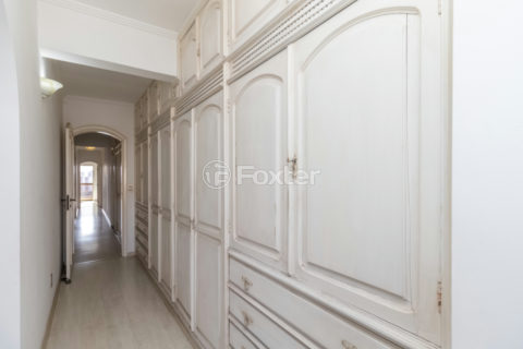 Image 32 - 1032939