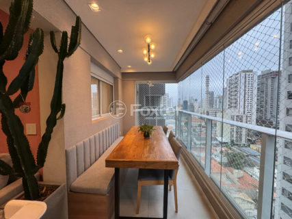 Image 8 - 1032941