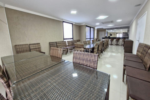 Image 39 - 1032943