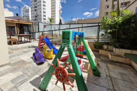 Image 37 - 1032943