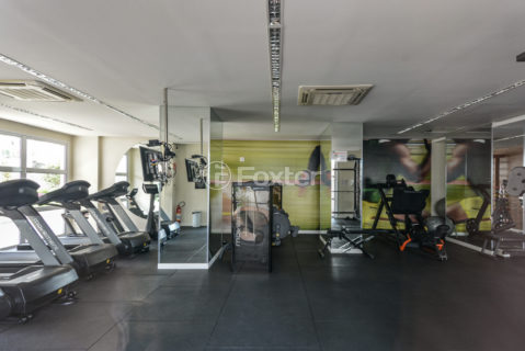 Image 44 - 1032944