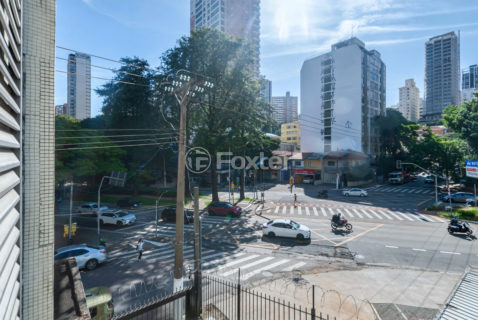 Image 20 - 1032951