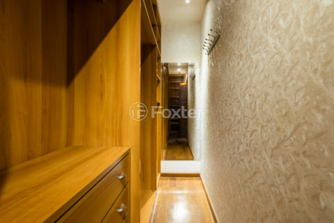 Image 49 - 1032974