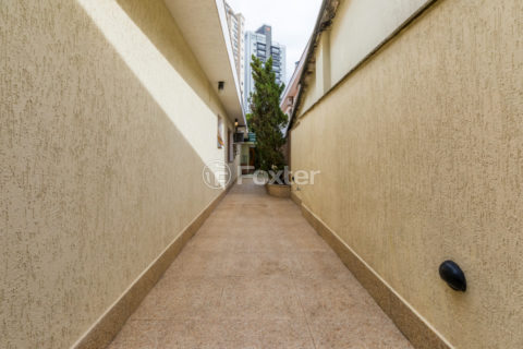 Image 68 - 1032974