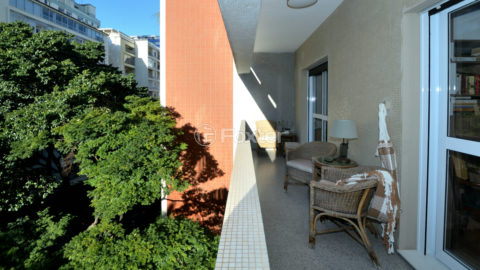 Image 39 - 1032975