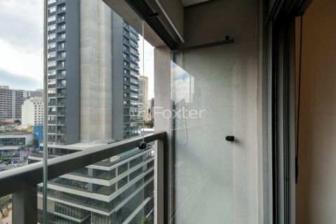 Image 22 - 1032982