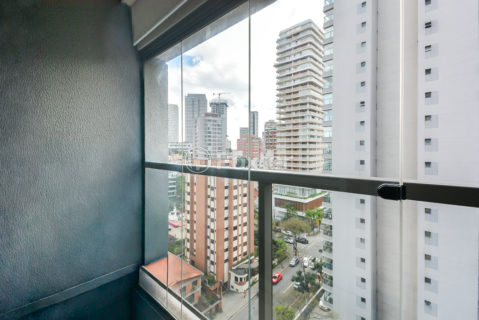 Image 21 - 1032982