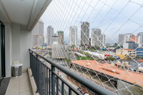 Image 2 - 1032985