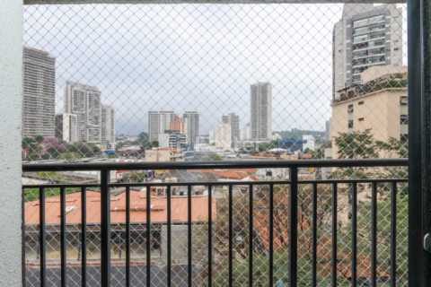 Image 8 - 1032985