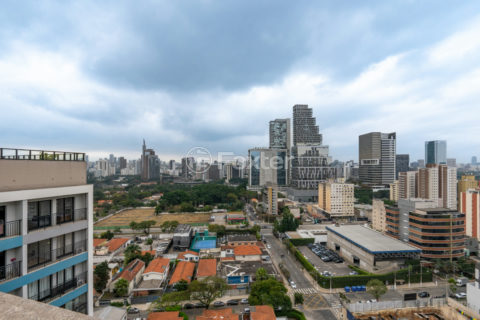 Image 50 - 1032985