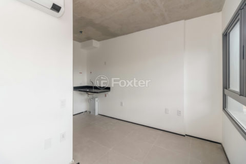 Image 7 - 1032993