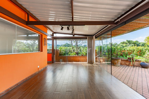Image 30 - 1033005