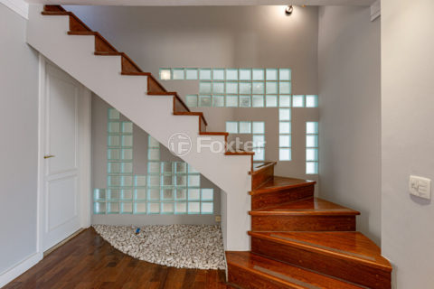 Image 36 - 1033005