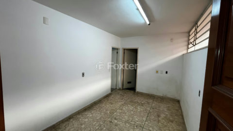 Image 33 - 1033009