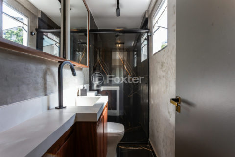 Image 22 - 1033028