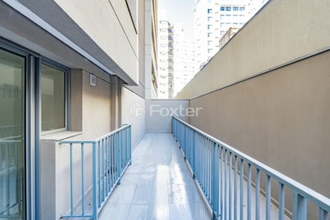 Image 17 - 1033031