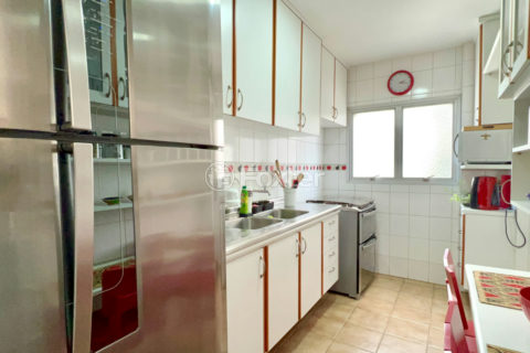 Image 30 - 1033039