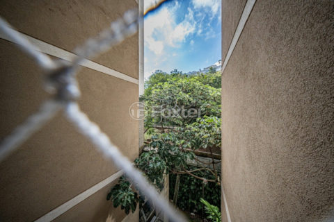 Image 32 - 1033059