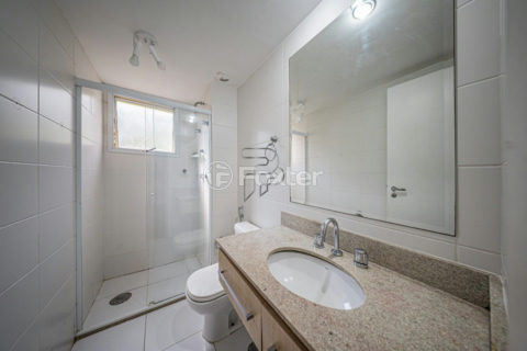 Image 33 - 1033059
